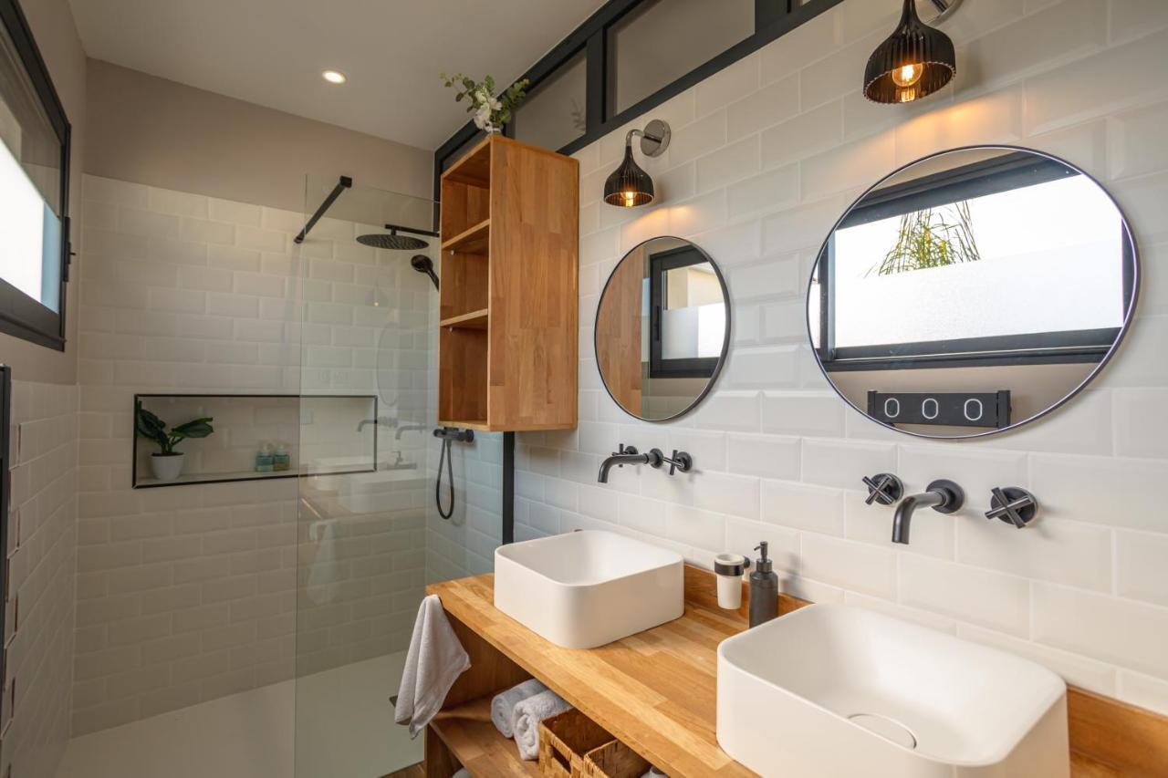 L'Entre Deux-Suite Romantique - Jacuzzi Privatif - Clim Reversible - Wifi Le Somail Ngoại thất bức ảnh